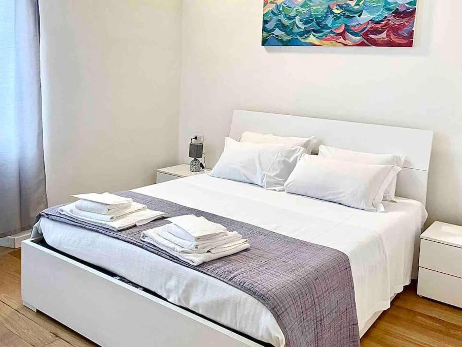 Isola - Garibaldi Lovely Apt. With Netflix And Wifi Milano Ngoại thất bức ảnh
