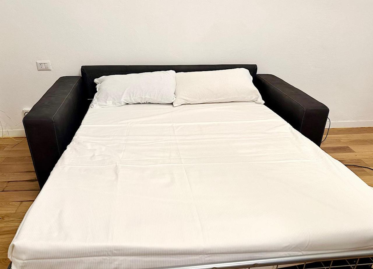 Isola - Garibaldi Lovely Apt. With Netflix And Wifi Milano Ngoại thất bức ảnh